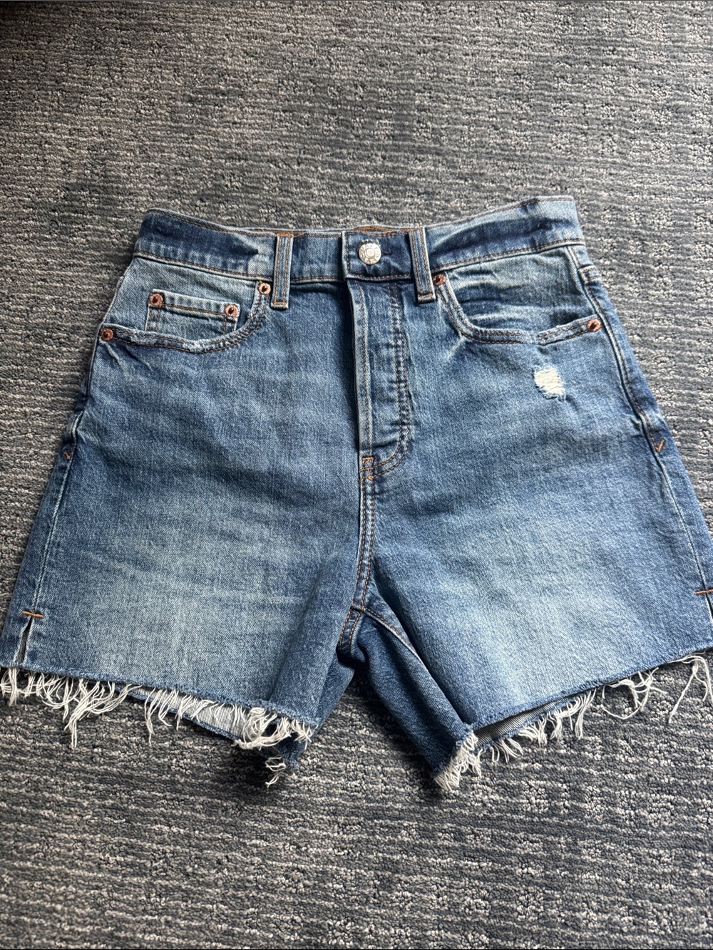 DAZE Bottom Line High Rise Vintage Short High Rise Denim Shorts Waist 24